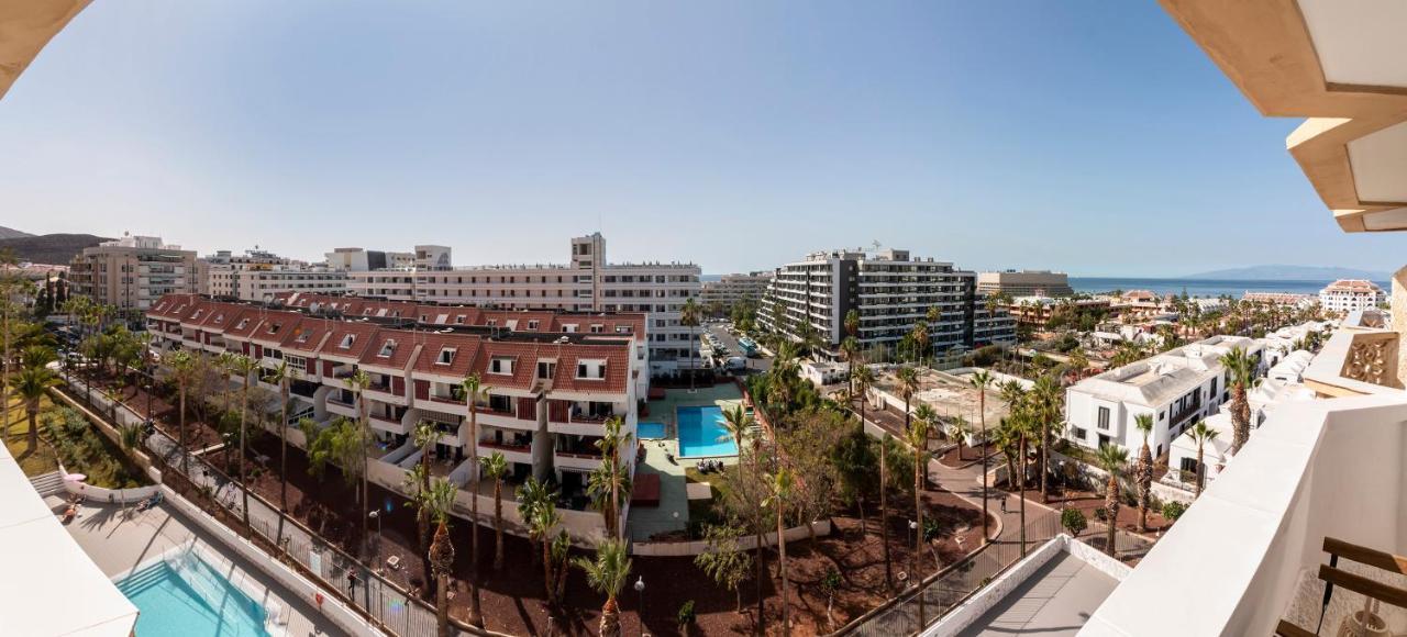 Homeforguest Modern And Recently Renovated Apartment In Arona อาโรนา ภายนอก รูปภาพ